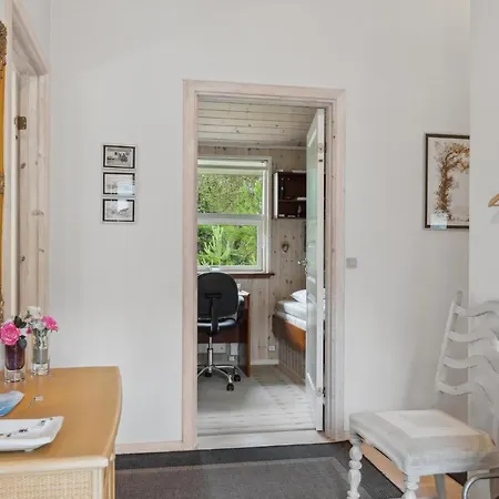 Feriehus Amazing In With Kitchen
