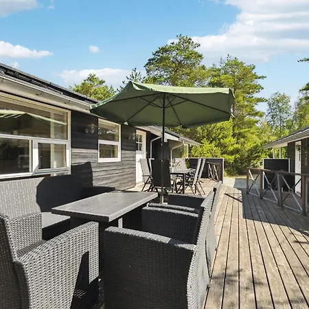 Amazing In With Kitchen Feriehus *